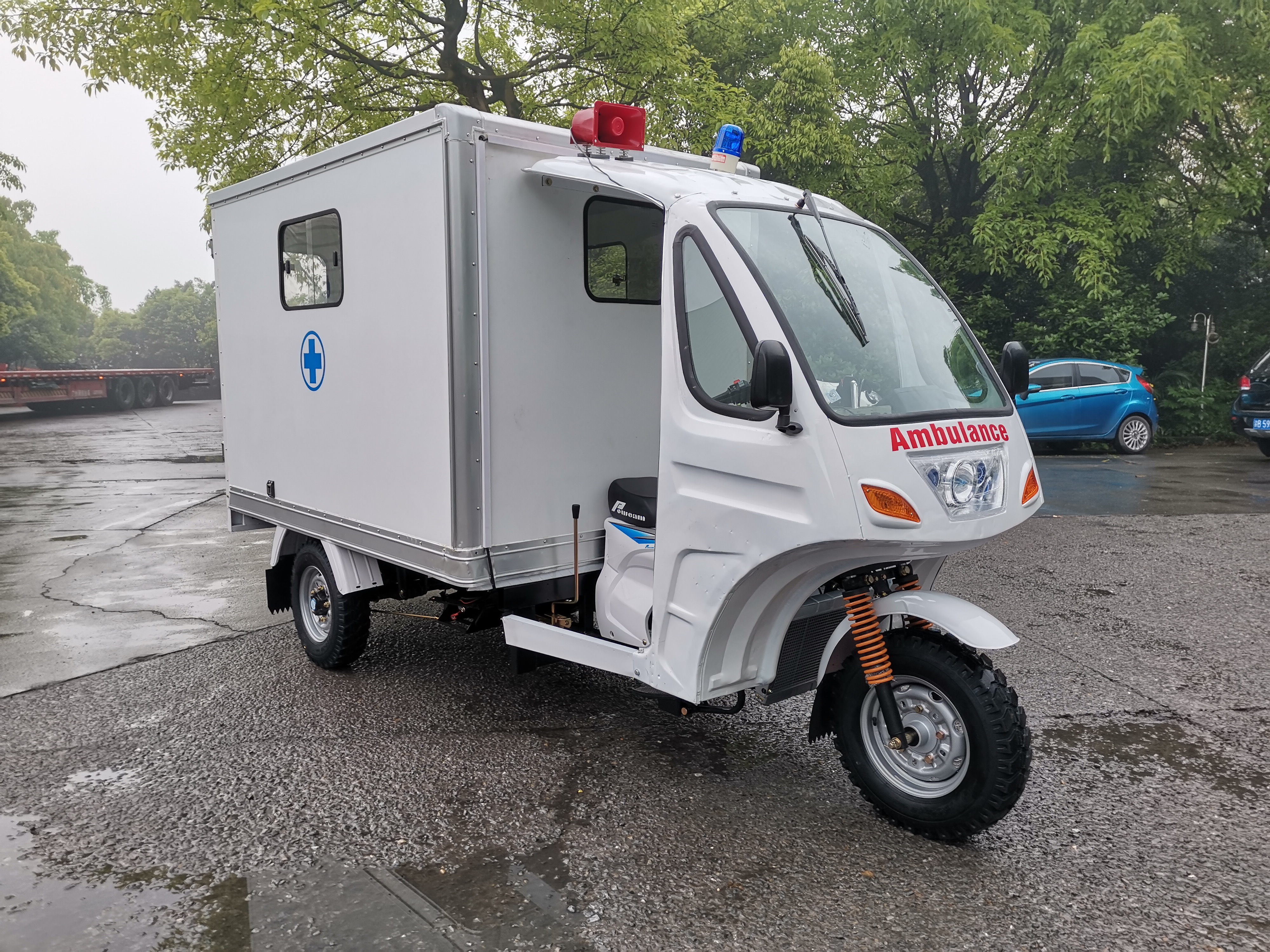 Dreirad-Motorrad-Krankenwagen mit 3 Rädern